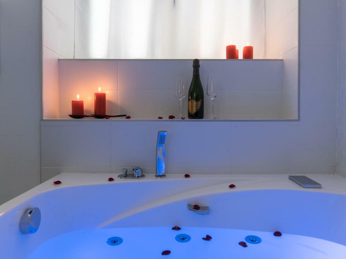 Luxury Studio & Spa-Lyon Centre 外观 照片