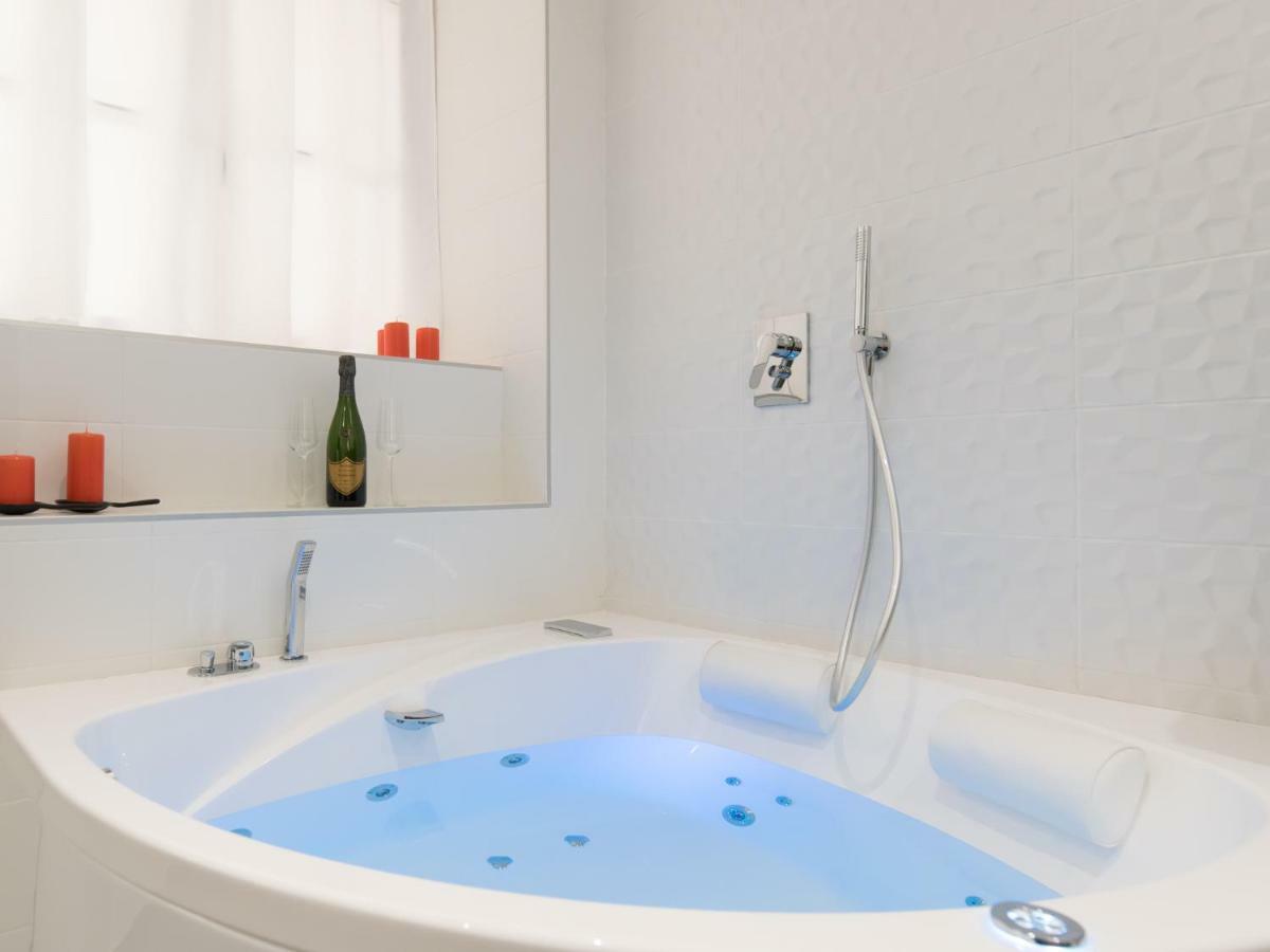 Luxury Studio & Spa-Lyon Centre 外观 照片